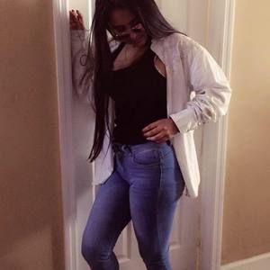 Meet your Posher, Rocío